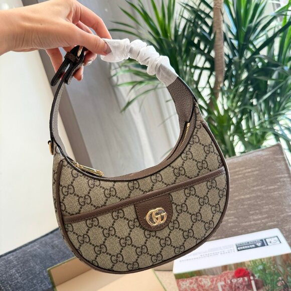 Gucci Handbags - Picture 1 of 2